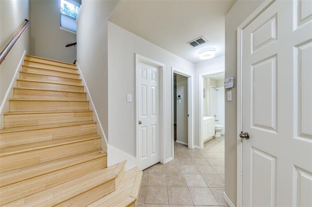 Building Photo - 7416 Coronado Ave
