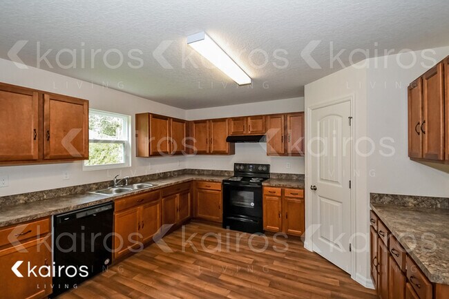 Foto del edificio - 94 Rolling Sands Dr