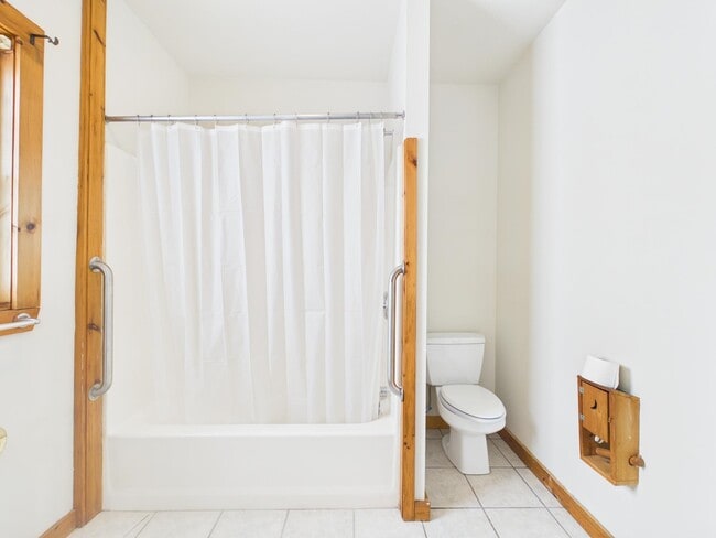 Foto del edificio - 1555 Main St