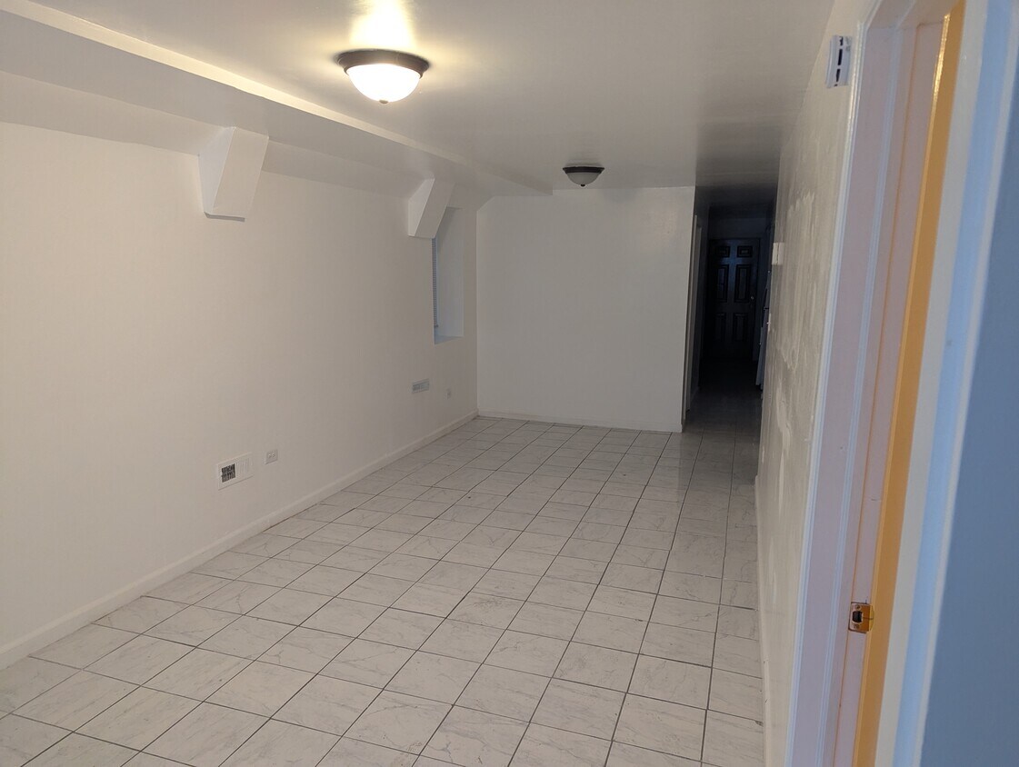 Foto principal - 1318 S Kolin Ave