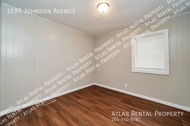 Building Photo - 1099 Johnson Avenue New Hope, AL 35760