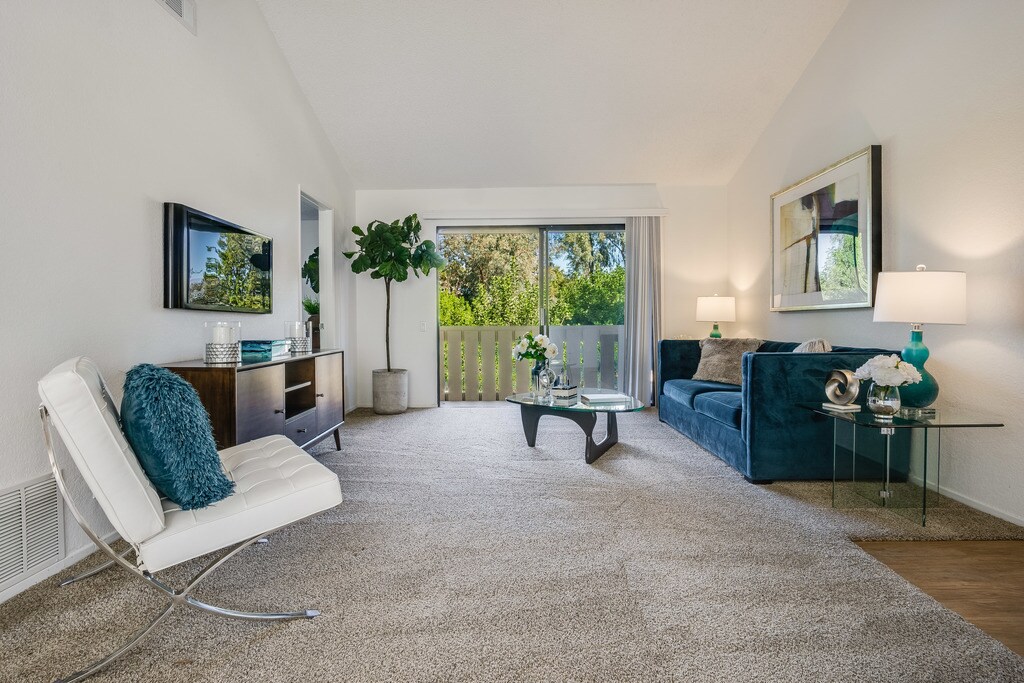 Pheasant Ridge Apartments in Rowland Heights, CA