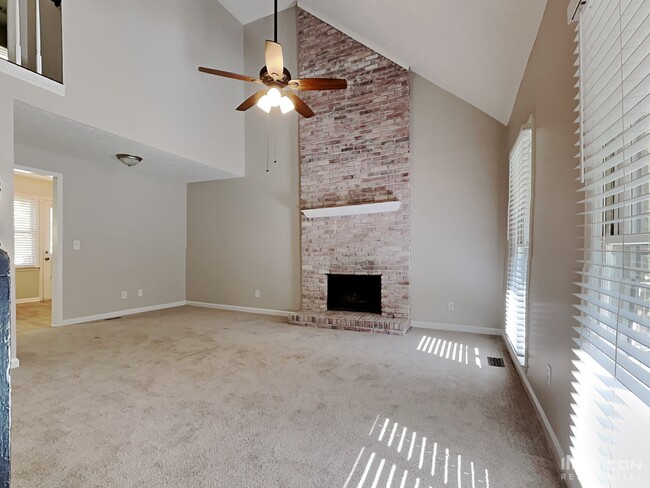 Building Photo - 1130 Green Meadow Ct NW