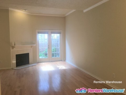 Foto del edificio - 7350 Kirby Dr