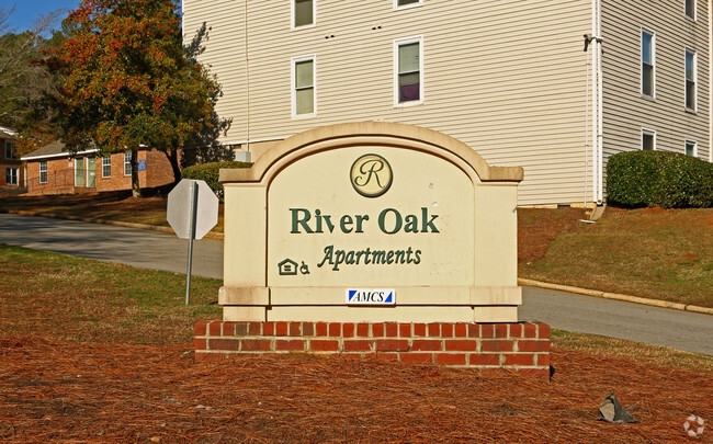 Foto del edificio - River Oaks