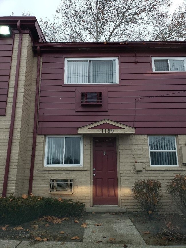 Foto del edificio - 1470 Share St