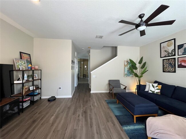 Foto del edificio - 7708 Moser Ave