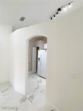 Building Photo - 6645 Huntington Lakes Cir