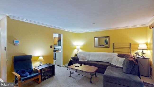 Building Photo - 217 Westridge Pl N
