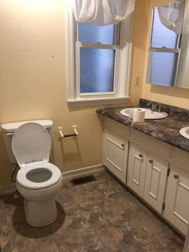 2310 Old Berwick Rd Unit Downstairs, Bloomsburg, PA 17815 Apartments