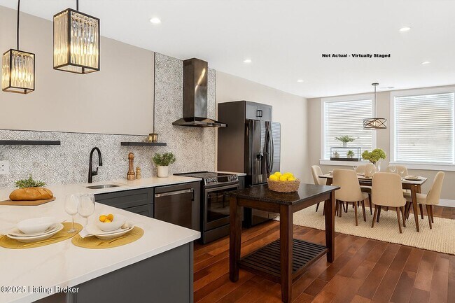 Foto del edificio - 1529 W Market St