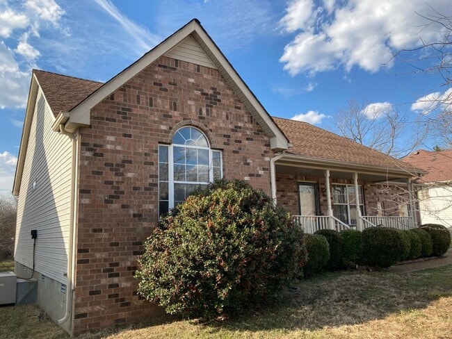 Photo - Move in Ready - Near Airport House