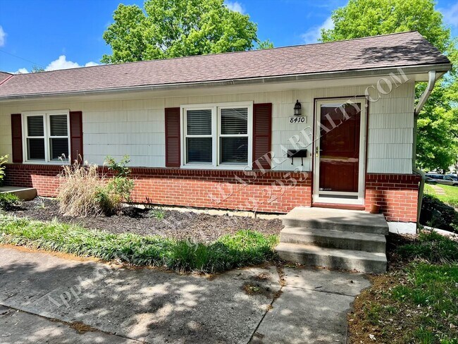 Building Photo - Very Nice North Overland Park Duplex-Avail...