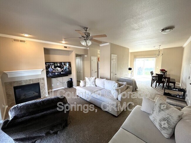 Foto del edificio - 4775 Kerry Lynn View