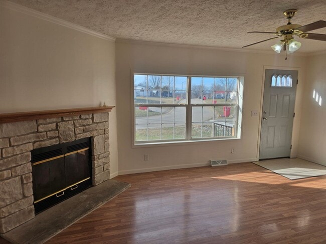 Building Photo - 18237 Loyalty Ln