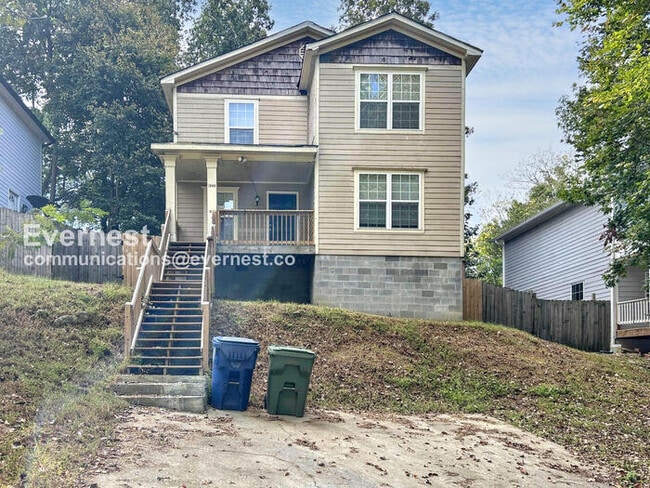 Building Photo - 1444 Rome Dr NW