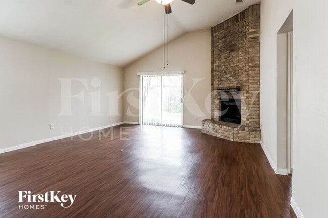 Building Photo - 10538 Waving Fields Dr
