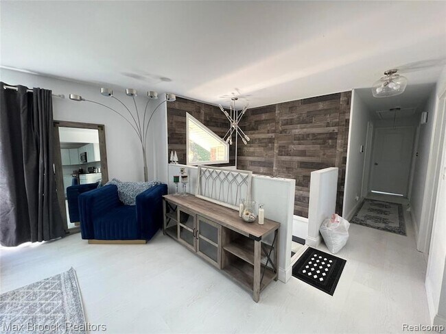 Foto del edificio - 4842 Merwin Rd