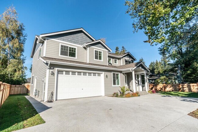 Building Photo - 5 bedroom in Shoreline WA 98133