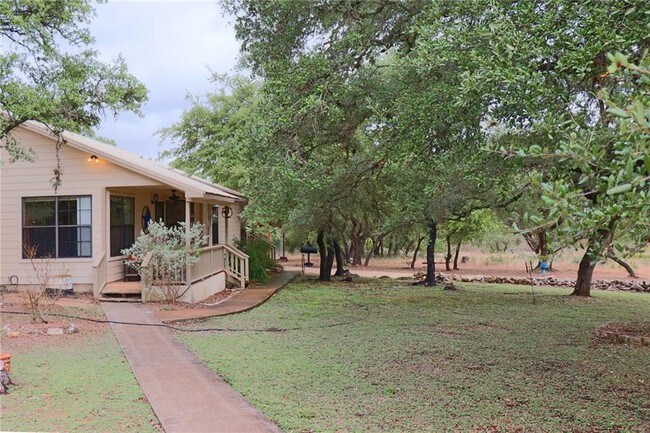 Building Photo - 921 Owl Hollow Rd