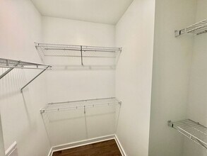 Interior Photo - Millhouse