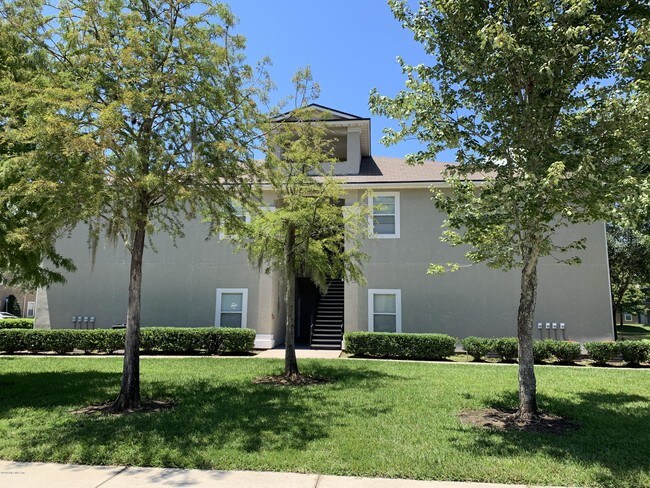 Building Photo - 6100 Maggies Cir