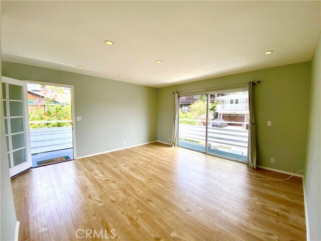 Foto del edificio - 660 Cuprien Way