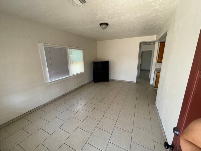 Building Photo - 4362 E 2nd St