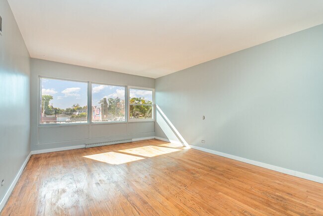 Foto del edificio - 10448 W Cermak Rd