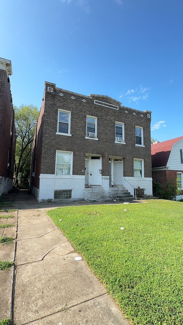 Building Photo - 3630 Alberta St
