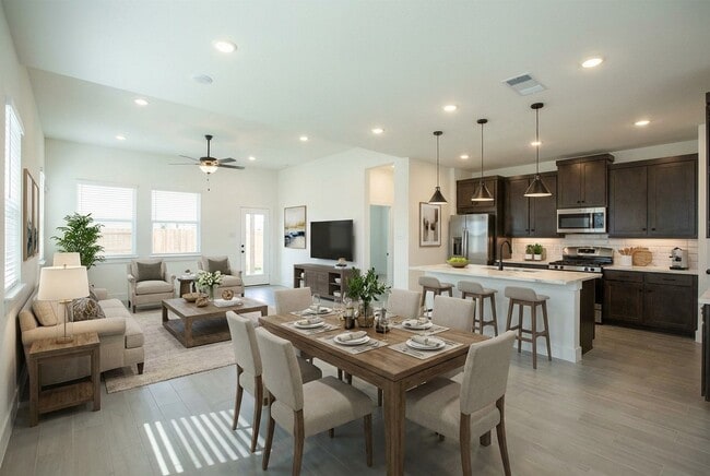 Building Photo - 21134 Garden Palm Dr