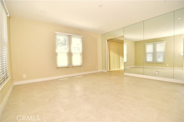Building Photo - 180 Southampton Way