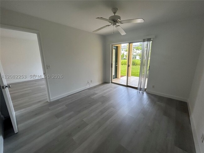 Building Photo - 6324 La Costa Dr