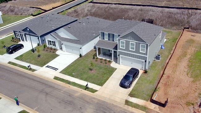 Building Photo - Rosser Farms Newly Constructed One Level 4...