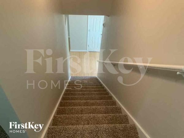 Foto del edificio - 1049 Megan Ct