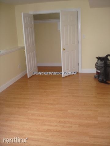 Building Photo - 102 Pierce Ave