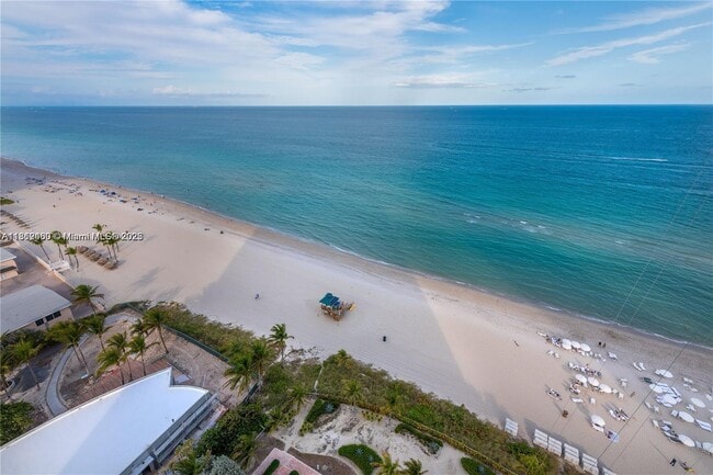 Building Photo - 18201 Collins Ave