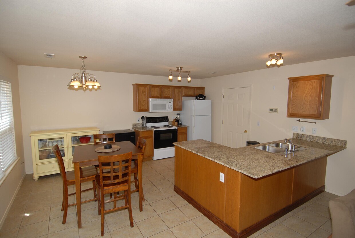 Primary Photo - 2355 Skyler Dr
