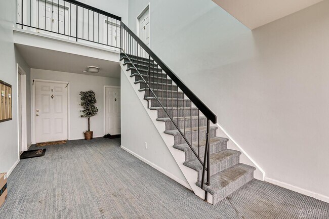 Foto del edificio - 133 Woodbridge Terrace