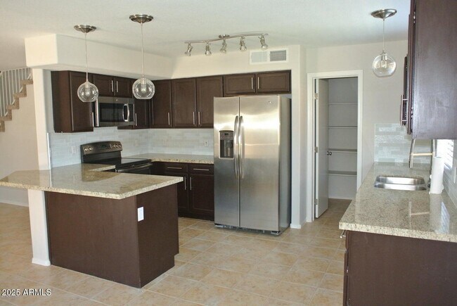 Foto del edificio - 21846 N 40th Way