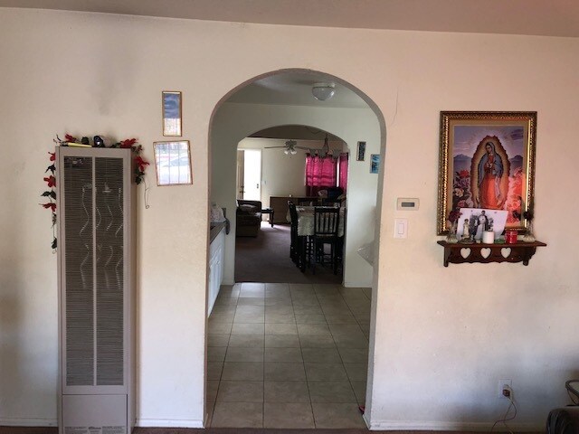 Arcos en la cocina - 1048 W 223rd St