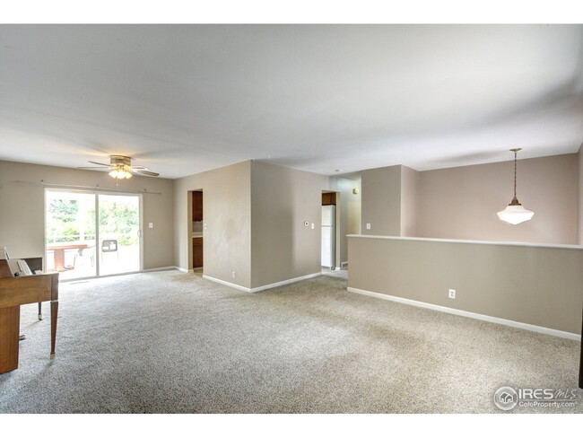 Upper living room - 1313 Skyline Dr