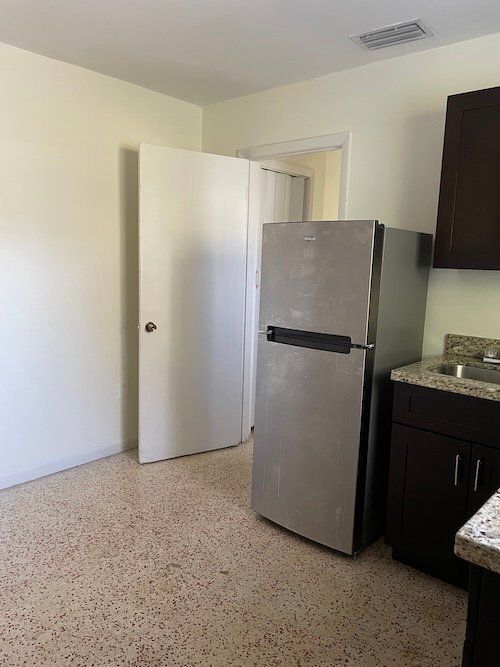 Photo - 2815 SW 37th Ct Apartment