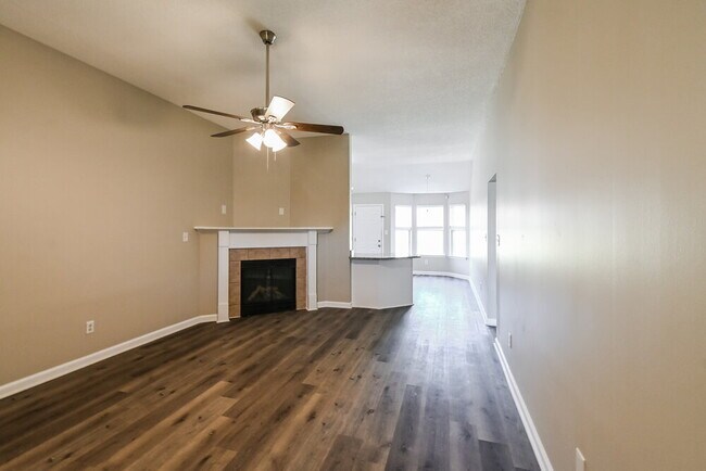 Building Photo - 9043 William Paul Dr