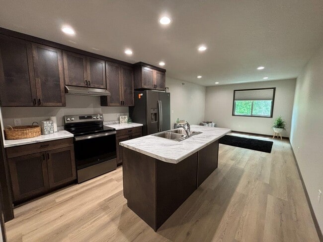 Foto del edificio - WestSide Apartments