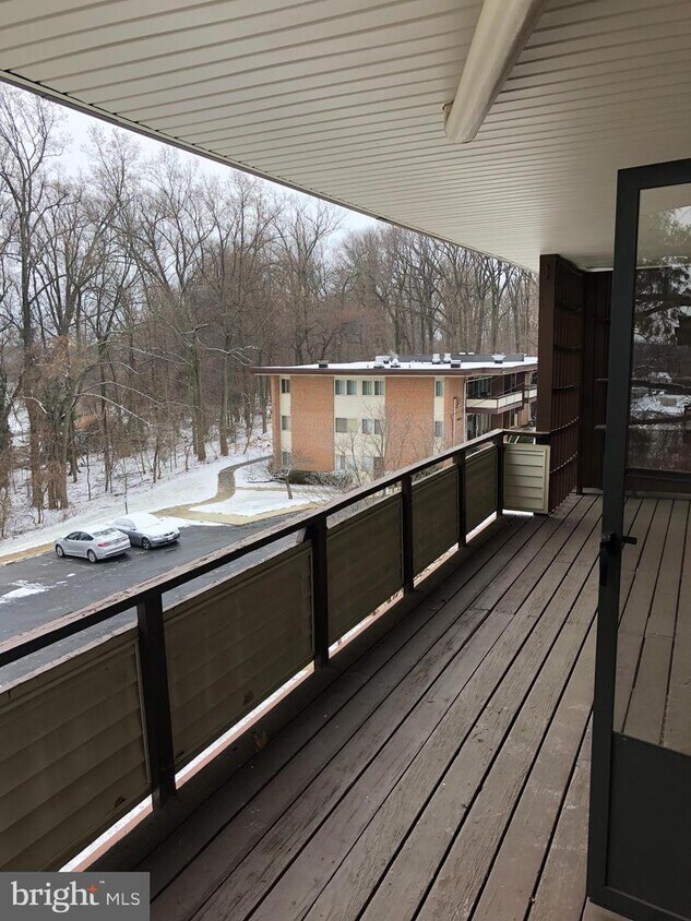 170 Talbott St Unit 205, Rockville, MD 20852 Room for Rent in