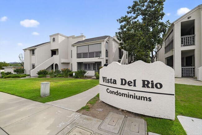 Foto del edificio - Santee 2 Bedroom 2 Bath Condo with Garage