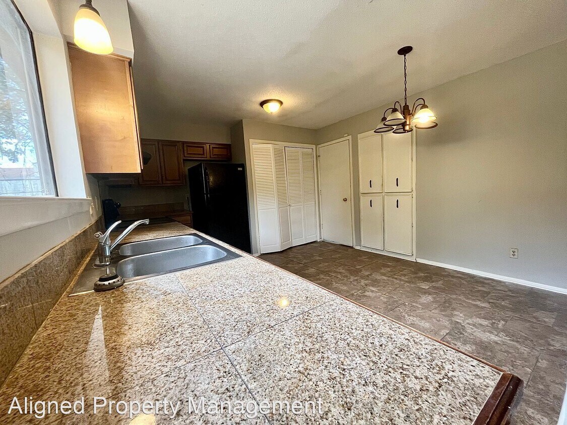 Primary Photo - 3 br, 2 bath House - 1714 Charlotte Ct.