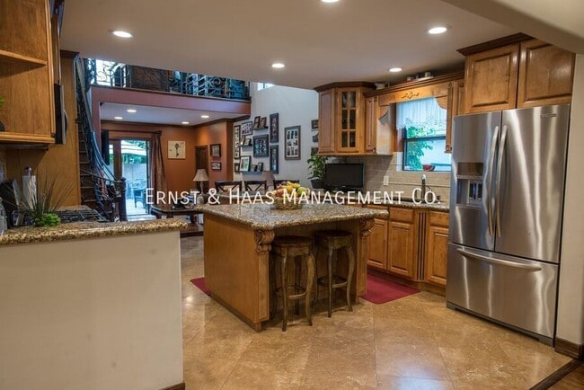 Foto del edificio - 3461 Montair Ave