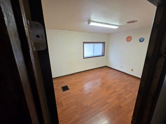 Foto del edificio - 10561 N Loomis Rd
